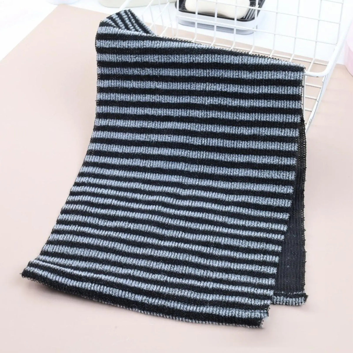 Exfoliating Bath Scrub Towel Body Scrub Towel Rubbing Washcloth Bath Scrubber For Back Arms Legs Gentle Design Bathing tools